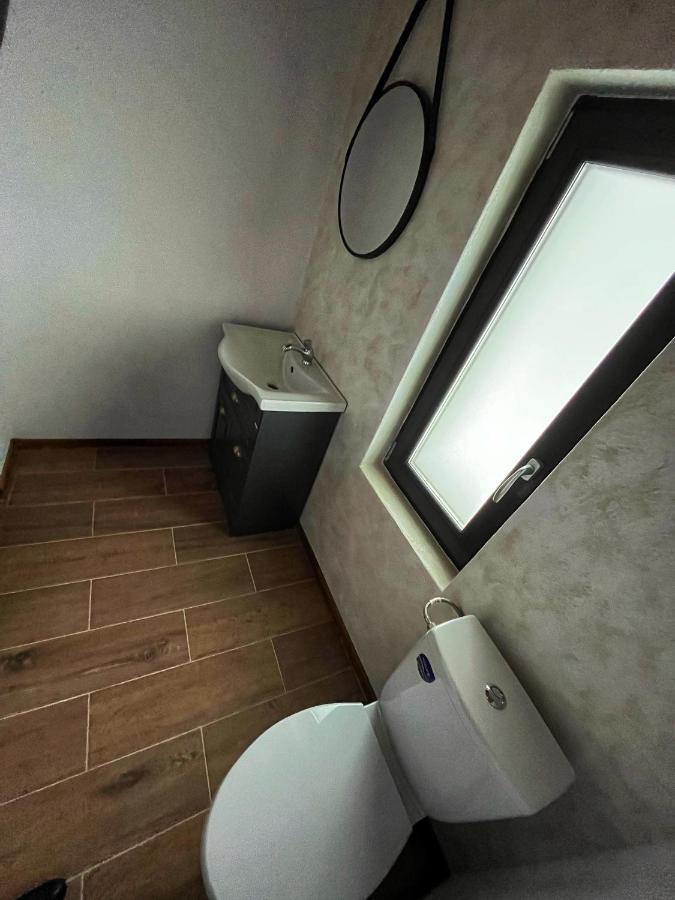 Cabana Priod Coronini Pescari Ngoại thất bức ảnh